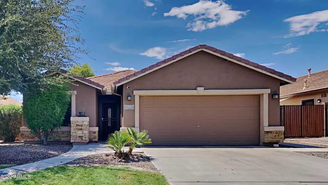 35606 N SHORTHORN Trail, San Tan Valley, AZ 85143