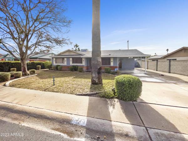 Phoenix, AZ 85029,3223 W LARKSPUR Drive