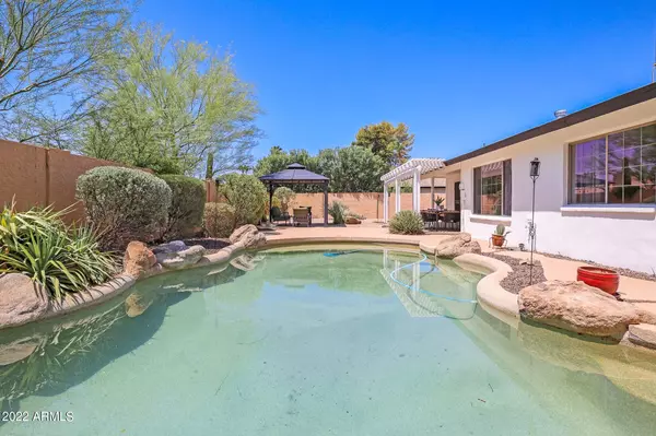 Scottsdale, AZ 85254,6113 E GELDING Drive