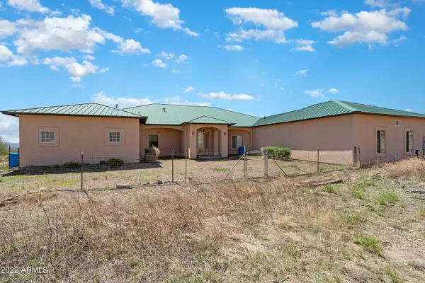 Hereford, AZ 85615,6587 E MONTEZUMA CANYON Road