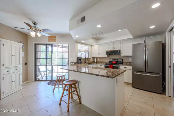 Phoenix, AZ 85044,5207 E HALF MOON Drive