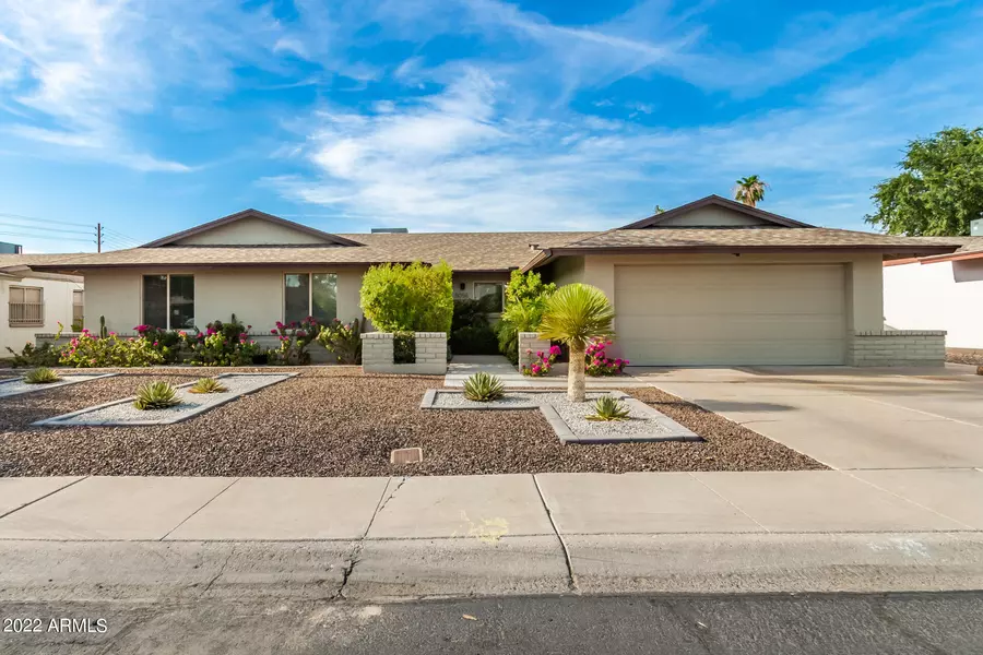 5058 W MESCAL Street, Glendale, AZ 85304