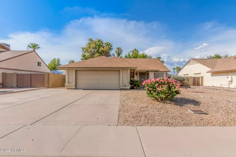 4238 E EVERETT Drive, Phoenix, AZ 85032