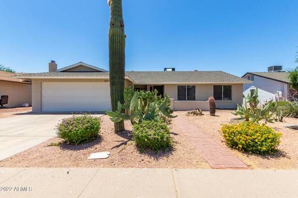 10755 E HOPE Drive, Scottsdale, AZ 85259