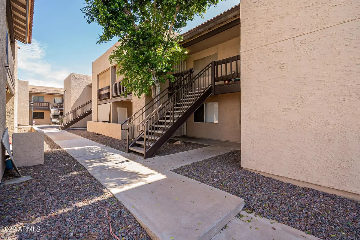 Mesa, AZ 85203,520 N Stapley Drive #213