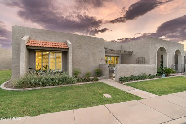 Scottsdale, AZ 85258,7243 N VIA DE PAESIA --