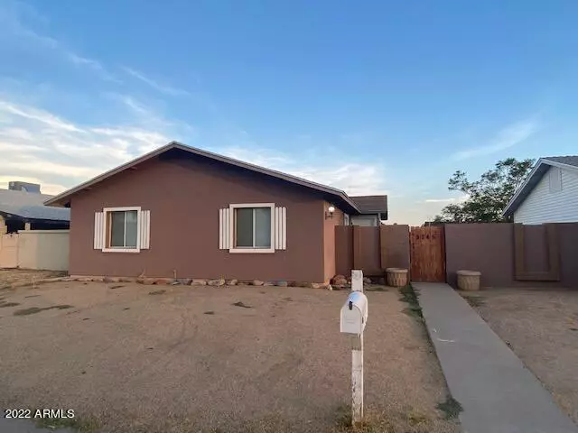 5245 W COUNTRY GABLES Drive, Glendale, AZ 85306