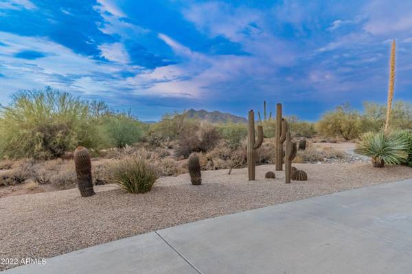 Cave Creek, AZ 85331,5501 E Dusty Wren Drive