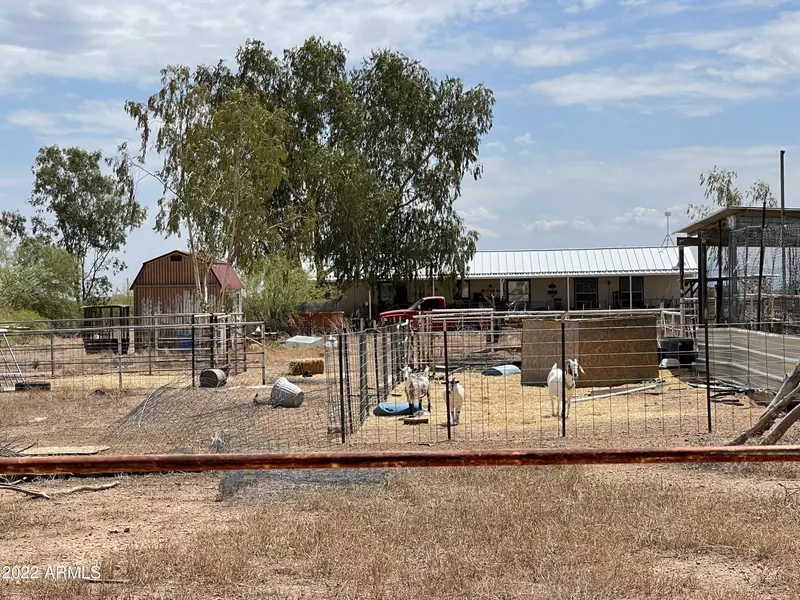 9410 S 324th Avenue, Arlington, AZ 85322