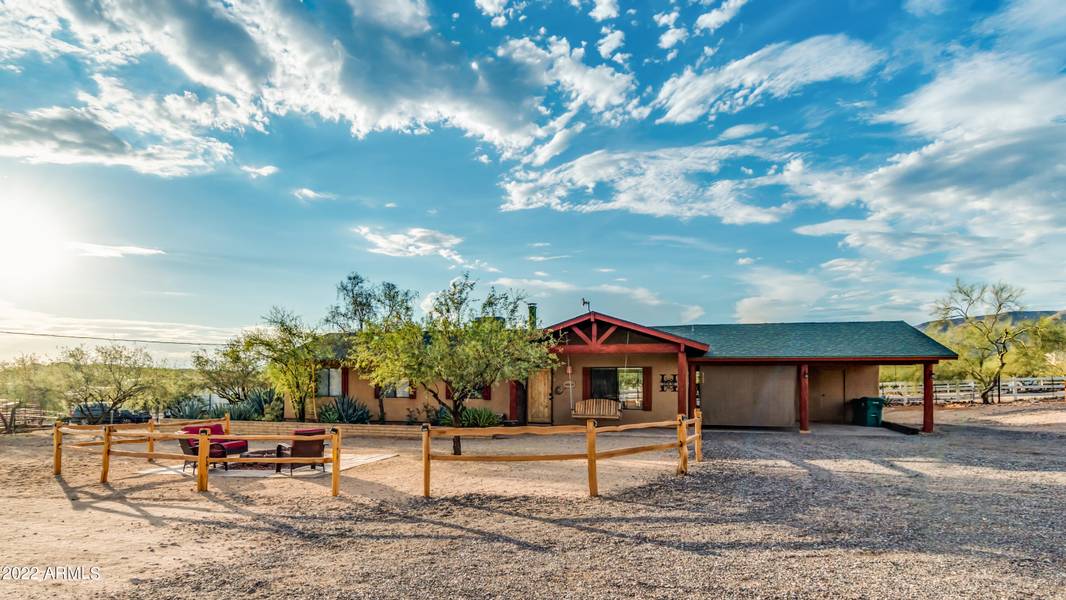 44664 N 22ND Street, New River, AZ 85087