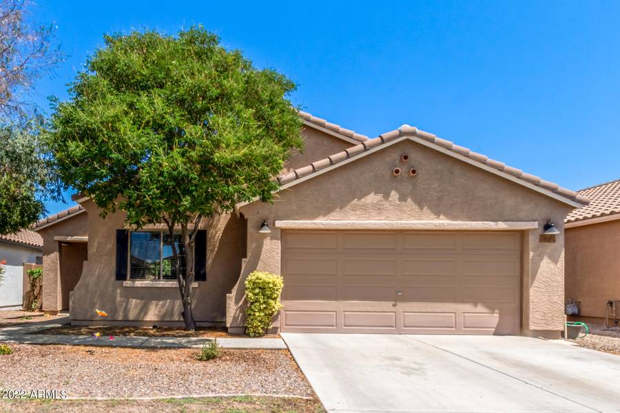 150 W DANA Drive, San Tan Valley, AZ 85143