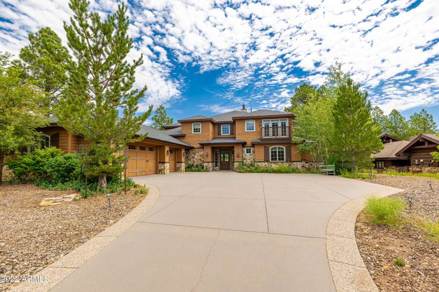 3299 S Tehama Circle, Flagstaff, AZ 86005