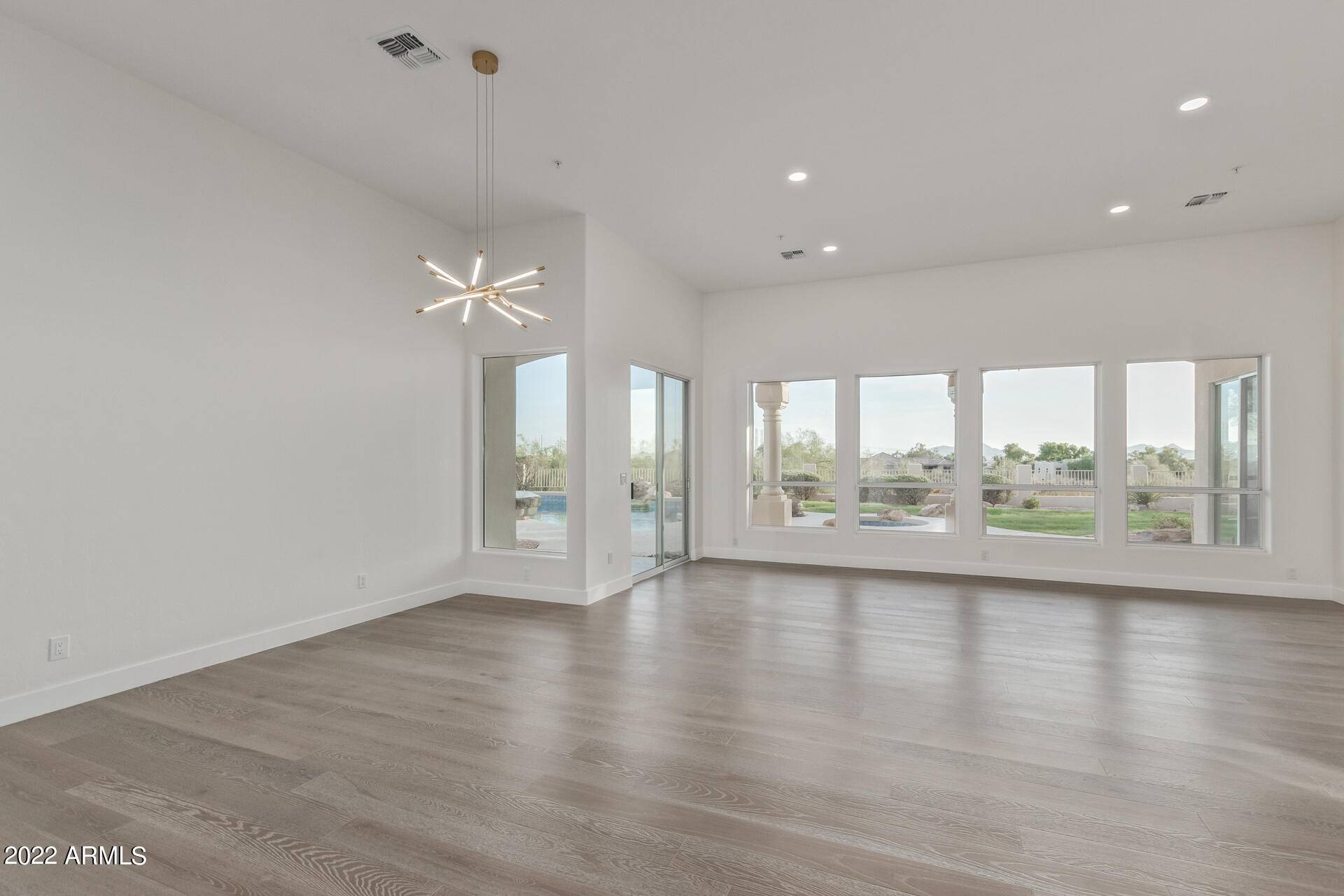 Scottsdale, AZ 85259,11238 N 117TH Street