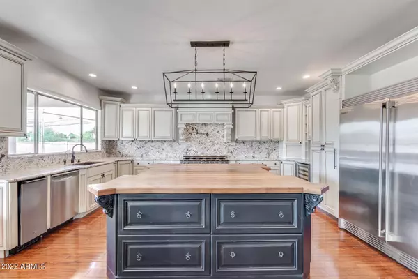 Litchfield Park, AZ 85340,13614 W COLTER Street