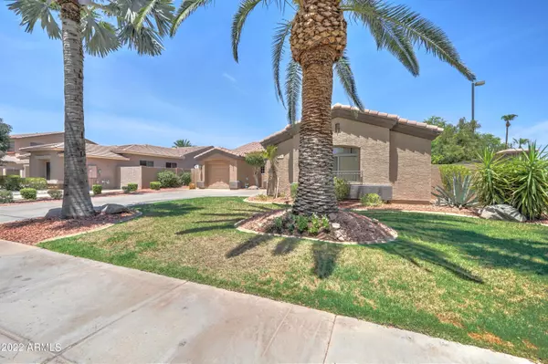 Gilbert, AZ 85295,976 E DEL RIO Street