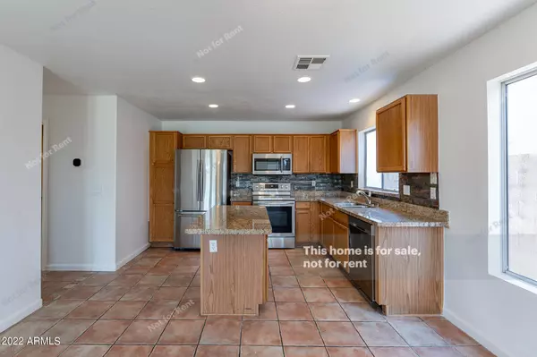 Phoenix, AZ 85048,16810 S 28TH Place