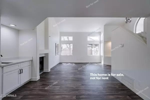 Phoenix, AZ 85051,3013 W AUGUSTA Avenue