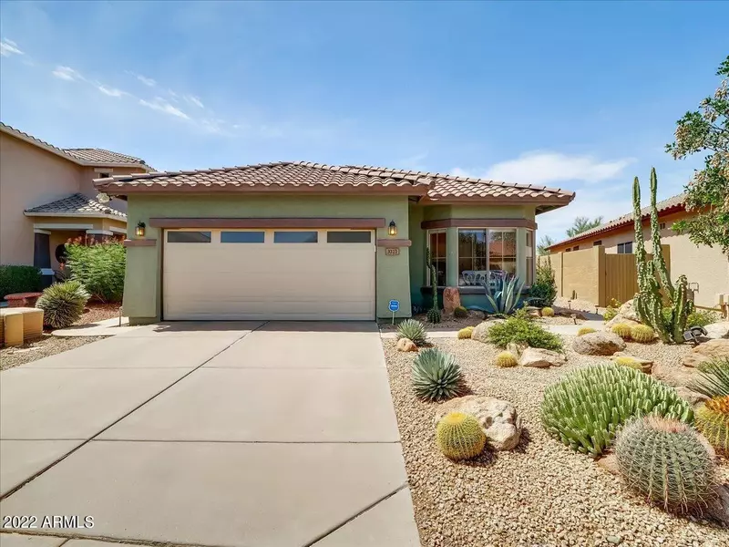 3221 W WALDEN Court, Anthem, AZ 85086