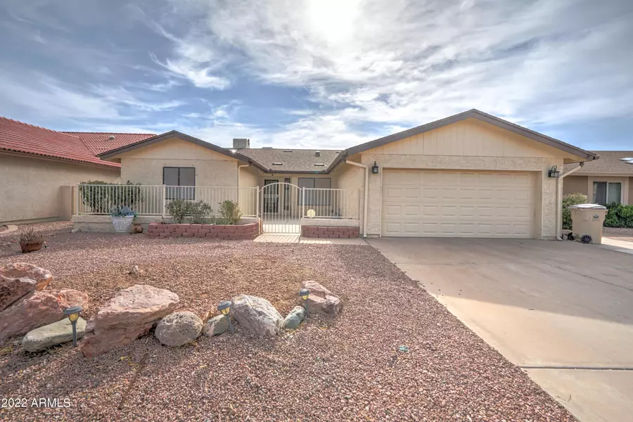 8826 E FAIRWAY Boulevard, Sun Lakes, AZ 85248