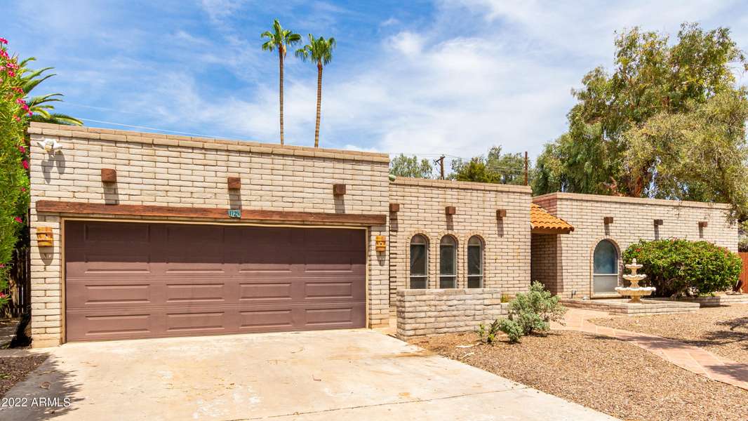 1124 E FAIRFIELD Street, Mesa, AZ 85203