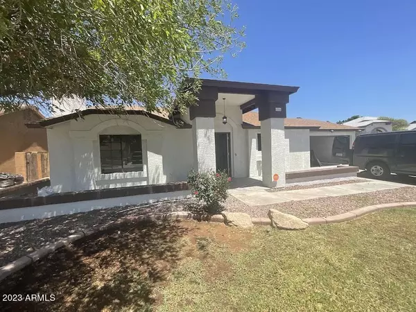 6844 W SHEILA Lane,  Phoenix,  AZ 85033