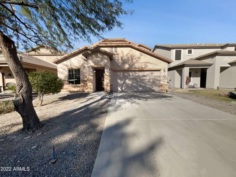 370 E BACKMAN Street, San Tan Valley, AZ 85140