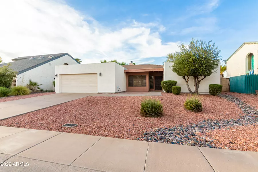 1616 E REDFIELD Road, Tempe, AZ 85283