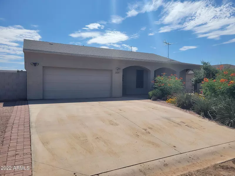 14515 S AVALON Road, Arizona City, AZ 85123