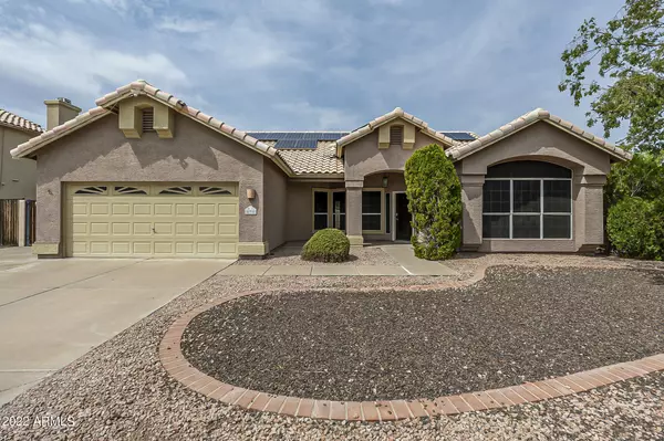 590 S NEELY Street, Gilbert, AZ 85233