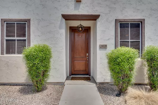 Mesa, AZ 85209,10220 E ISLETA Avenue