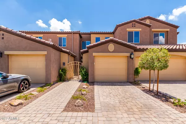 Chandler, AZ 85248,250 W QUEEN CREEK Road #205