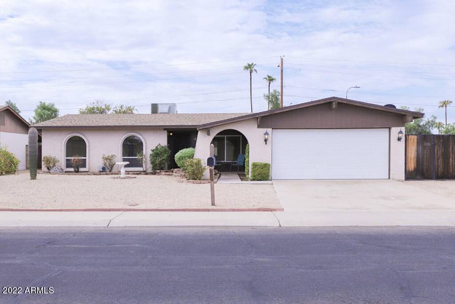 4735 W BECKER Lane, Glendale, AZ 85304