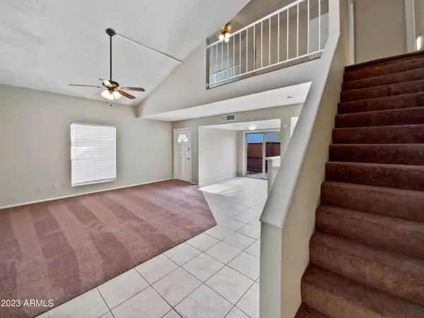 Phoenix, AZ 85022,239 E PONDEROSA Lane