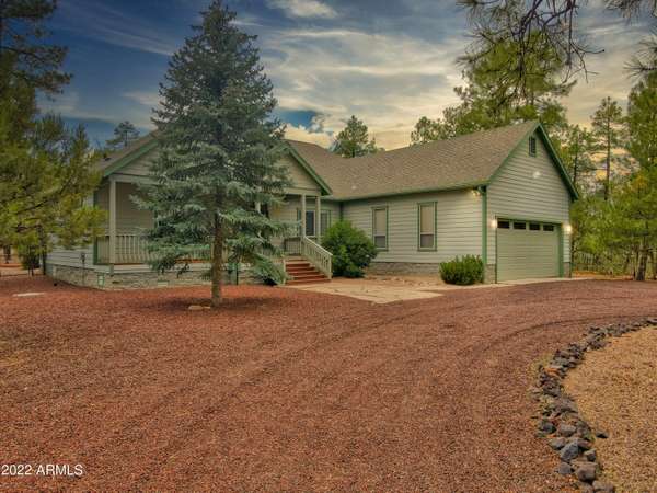 Show Low, AZ 85901,561 W SIERRA PINES Drive