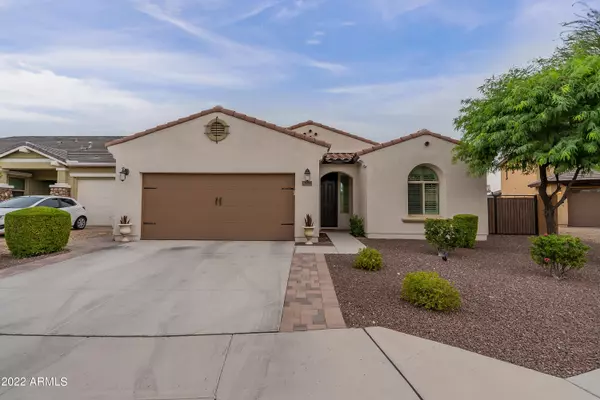 8059 W MOLLY Drive, Peoria, AZ 85383