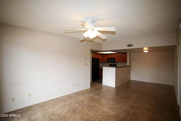 Glendale, AZ 85304,5757 W EUGIE Avenue #2019