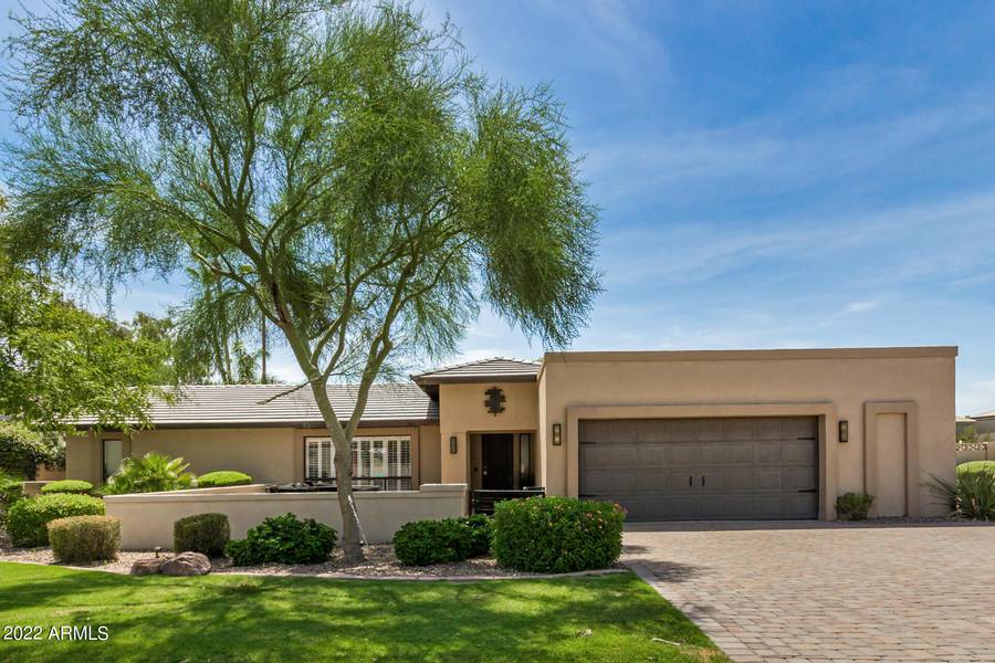 8906 N 80TH Place, Scottsdale, AZ 85258