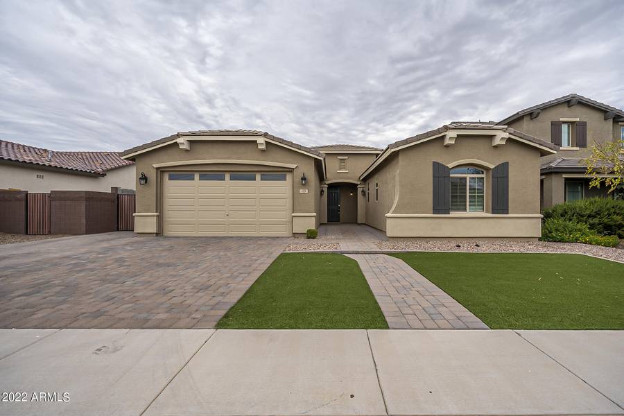 119 W CUCUMBER TREE Avenue, San Tan Valley, AZ 85140