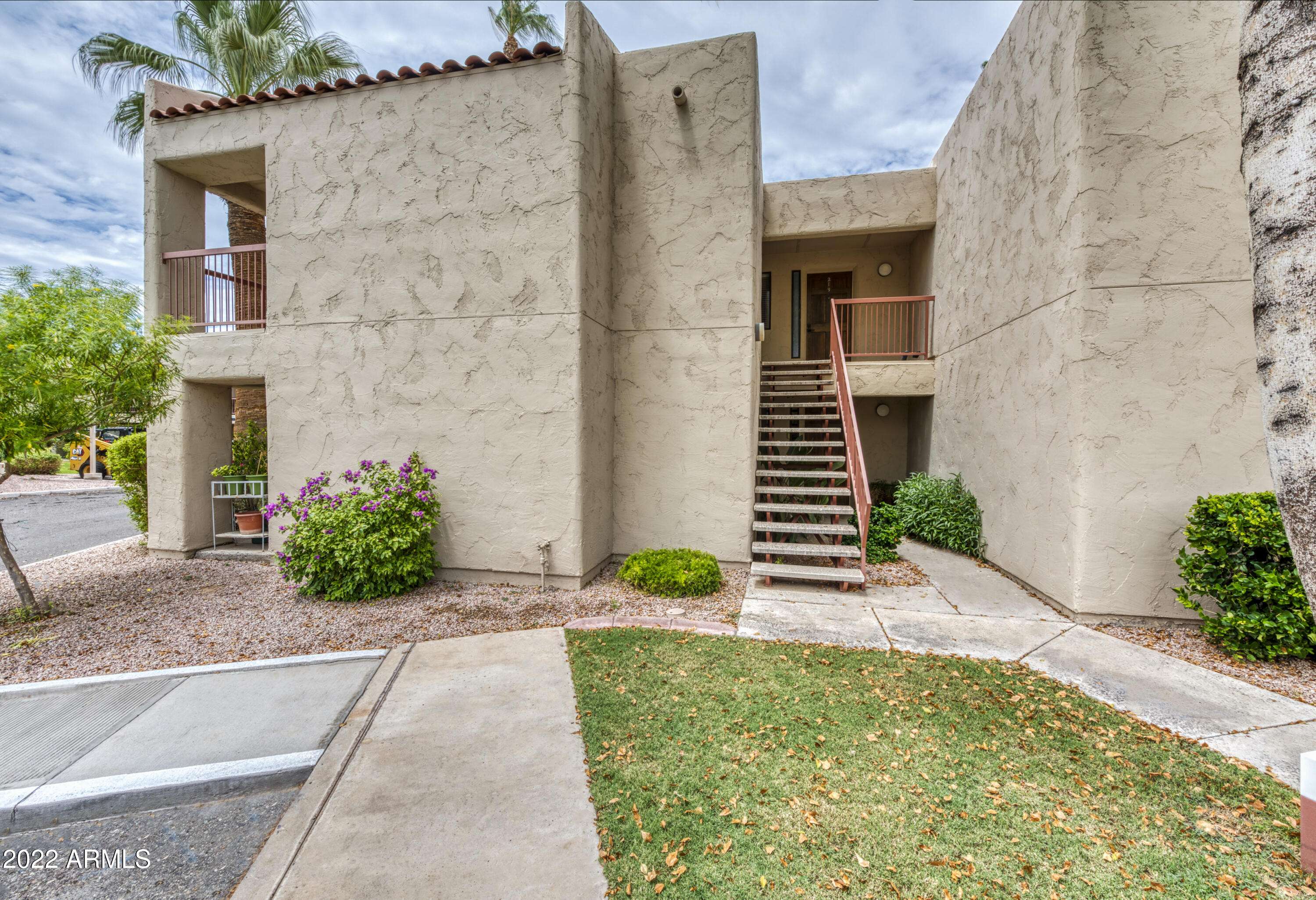 9270 E Mission Lane #220, Scottsdale, AZ 85258