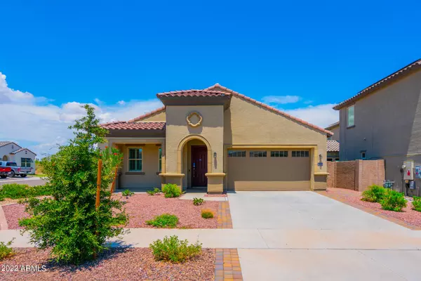 18430 W MERCER Lane, Surprise, AZ 85388