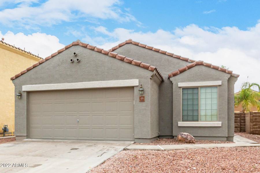 1395 E DANIELLA Drive, San Tan Valley, AZ 85140