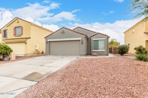 San Tan Valley, AZ 85140,1395 E DANIELLA Drive