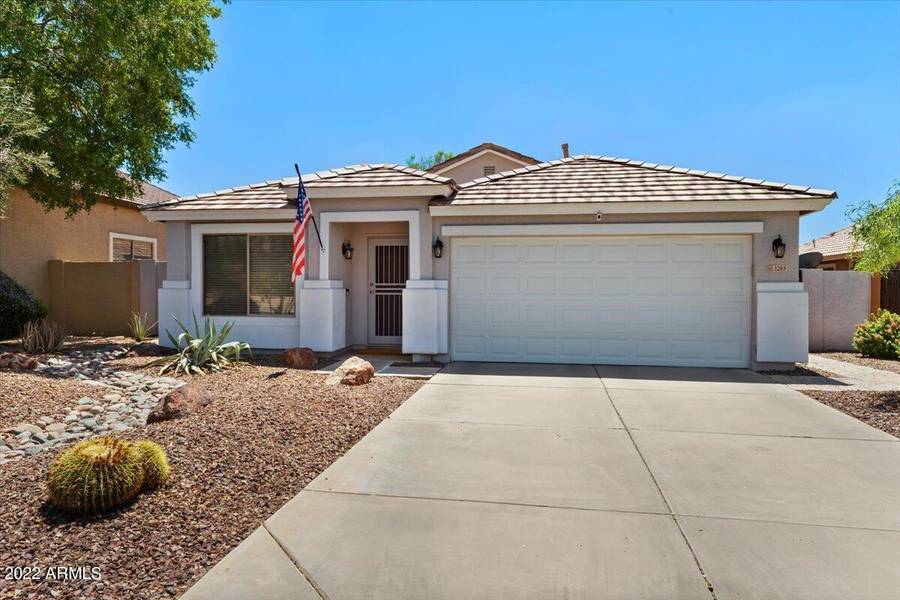 3285 E SANDY Way, Gilbert, AZ 85297