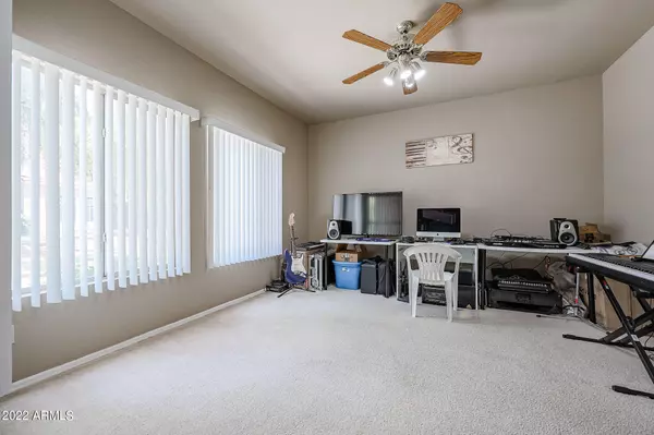 Chandler, AZ 85226,500 N ROOSEVELT Avenue #85