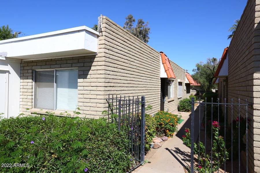 141 N DATE Street #35, Mesa, AZ 85201