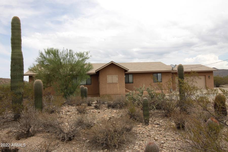 2944 W NEW RIVER Road, New River, AZ 85087