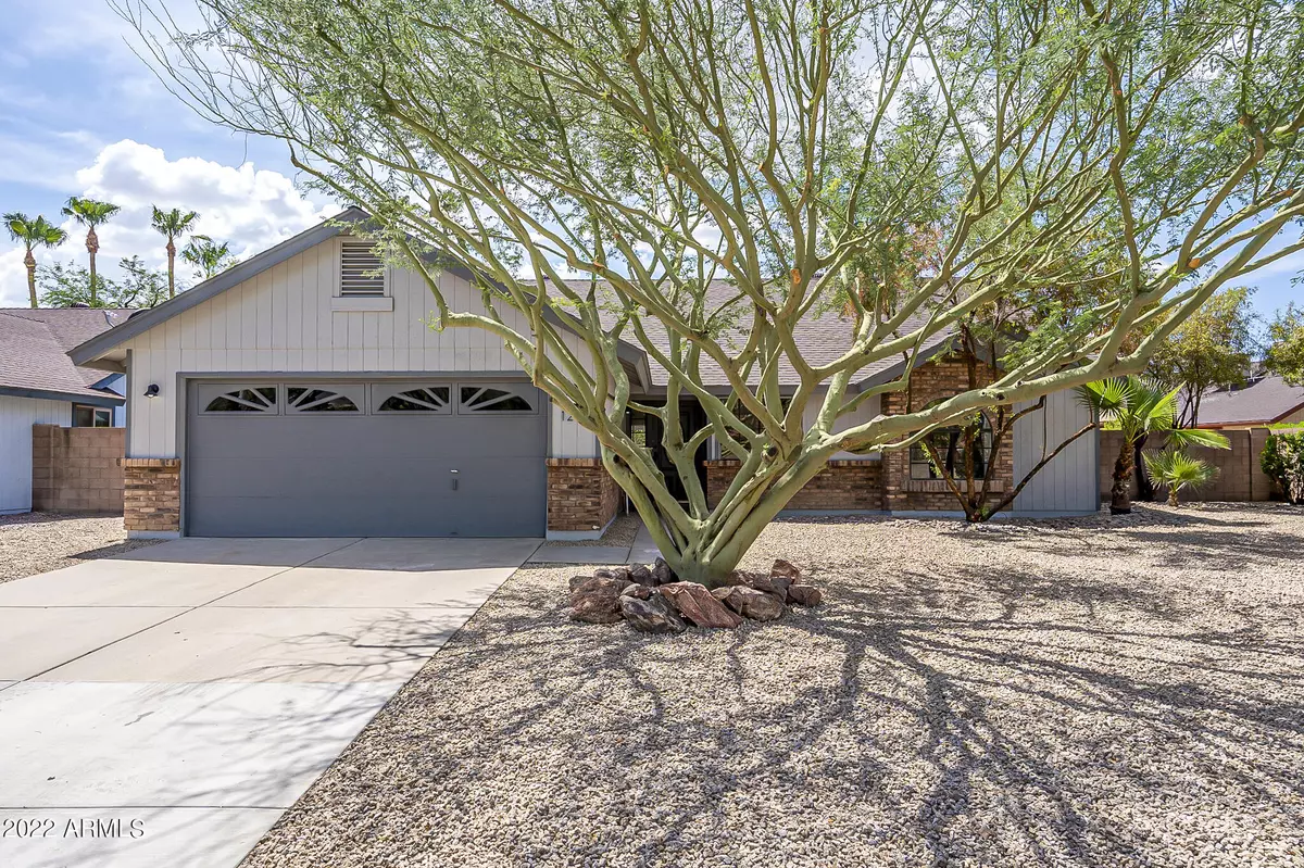 Chandler, AZ 85226,1226 N Lakeshore Drive