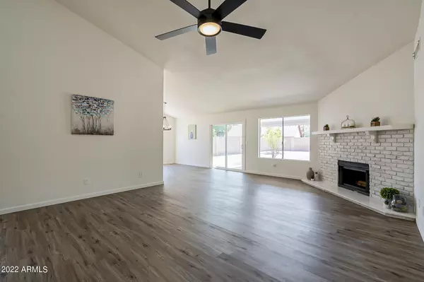 Chandler, AZ 85226,1226 N Lakeshore Drive