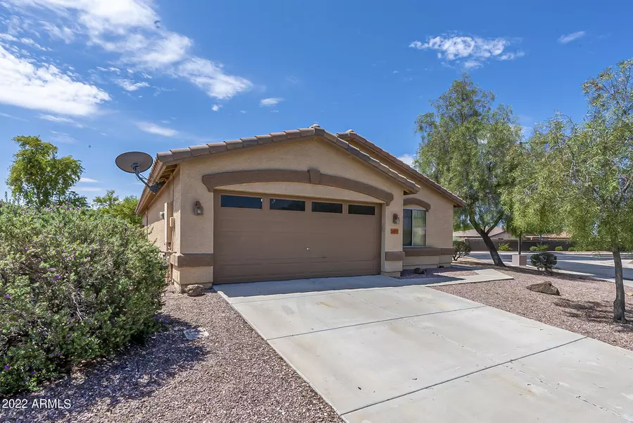 24917 W Dove Run Drive, Buckeye, AZ 85326