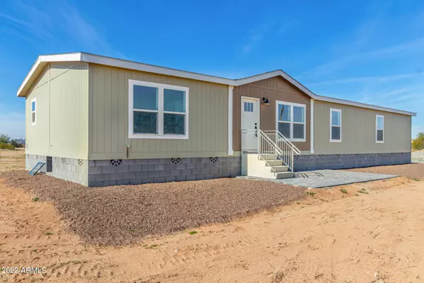 21329 W MARK Lane, Wittmann, AZ 85361